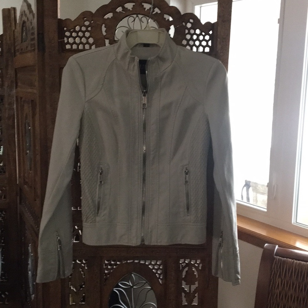 Guess.jacket